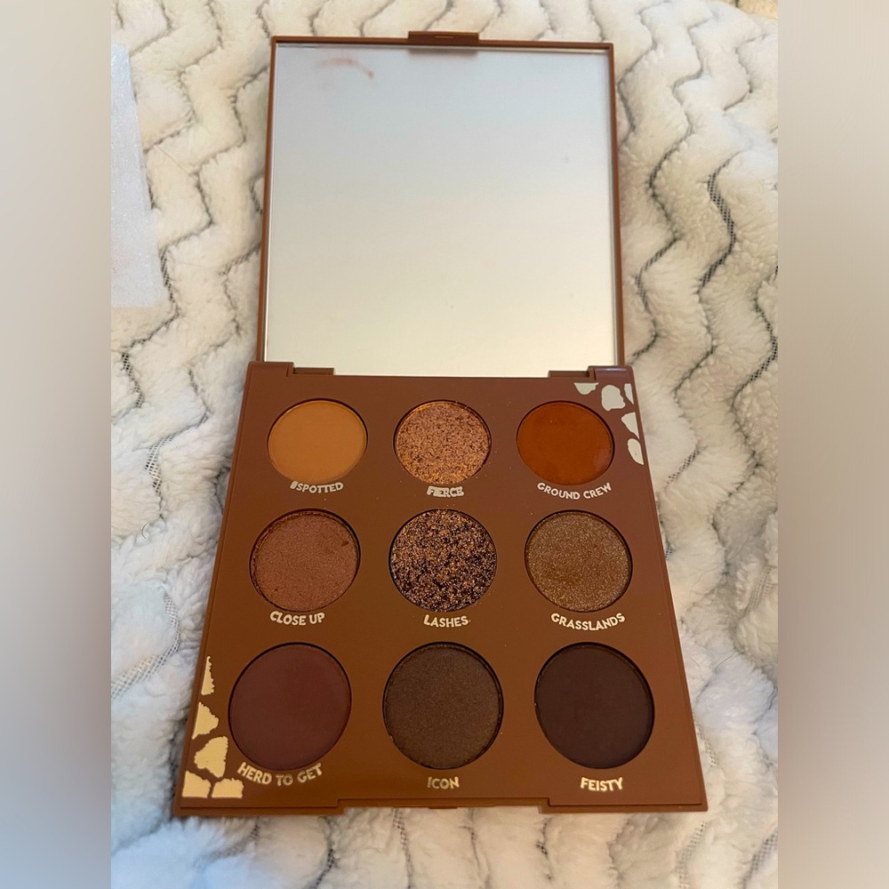 Colourpop - Wild Child eyeshadow palette